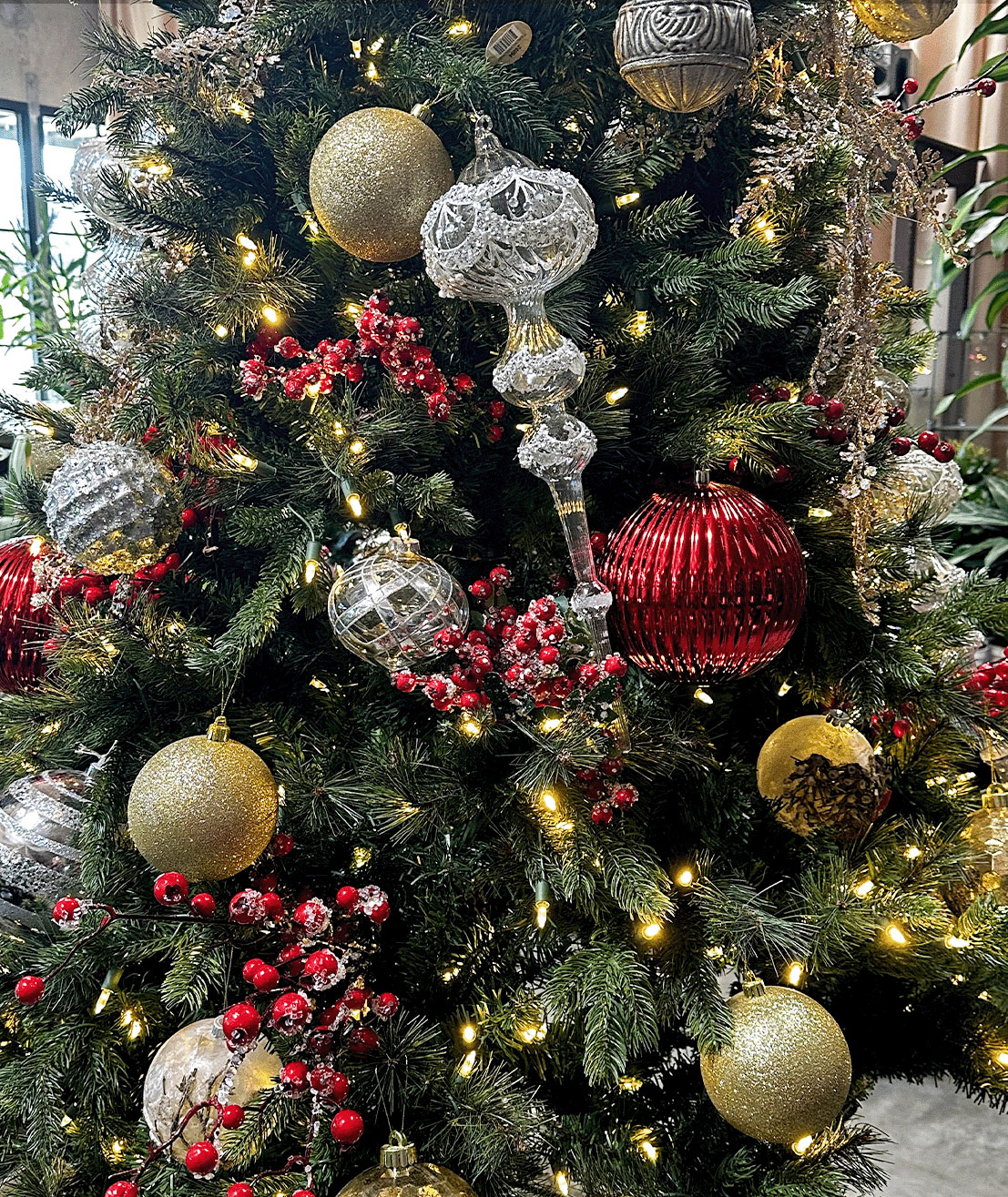 ROPH-HolidayDecor-Mock-Up-2025-Image-1 ROPH-HolidayDecor-Mock-Up-2025-Image-1